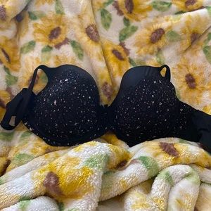 Victoria’s Secret Body By Victoria Bra